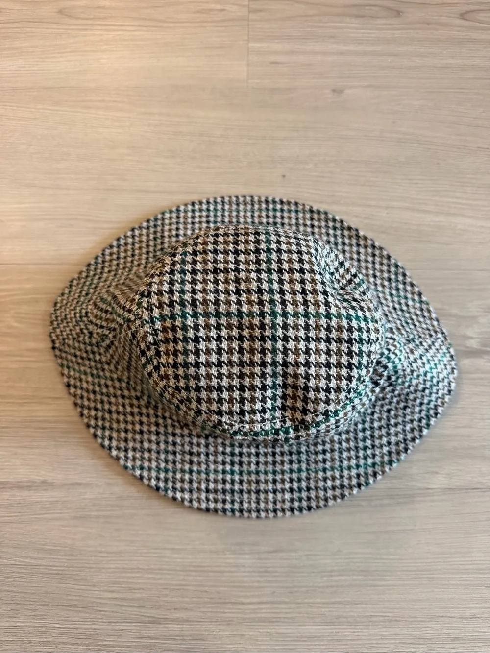 J. Crew Houndstooth Bucket Hat in Black, Cream & Green